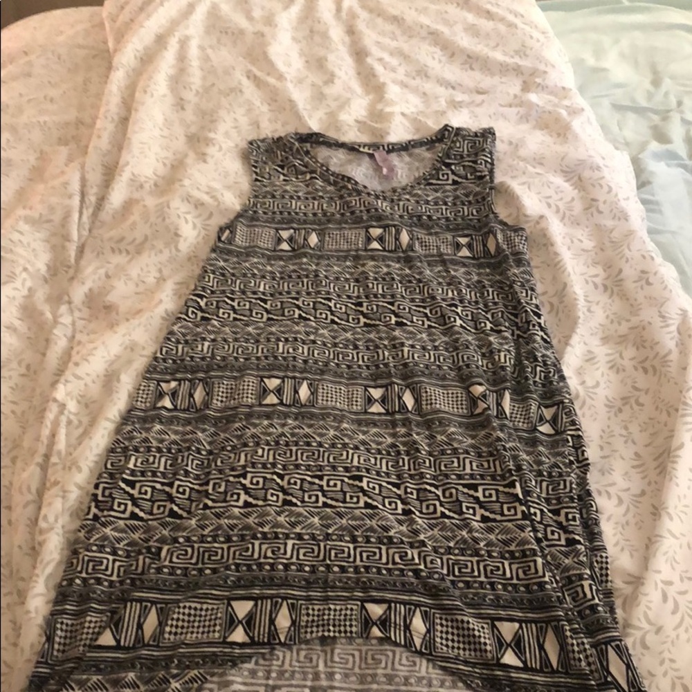 High-low geometric black and white tank dress
